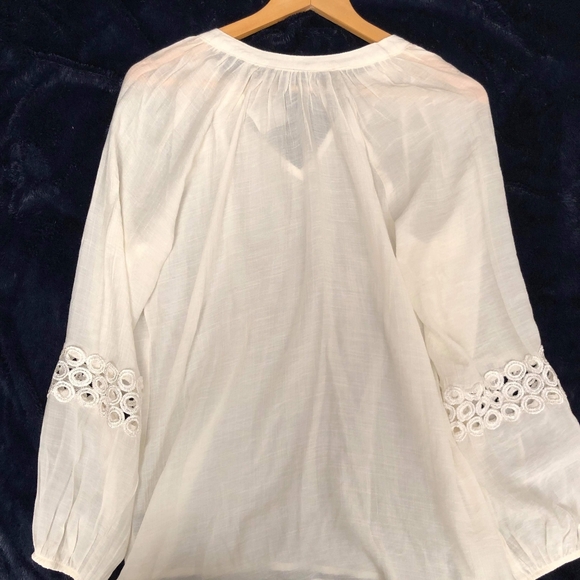 George White Long Sleeves Blouse - Picture 2 of 5